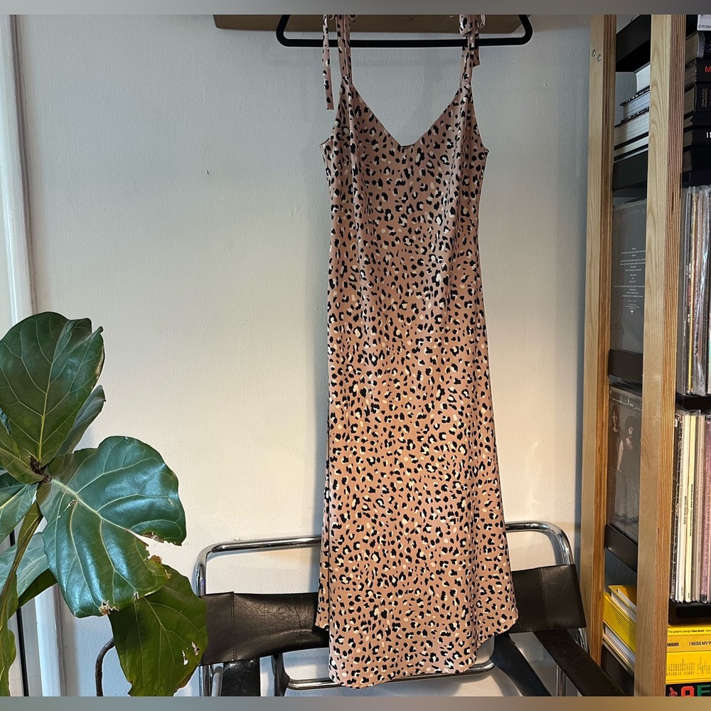 Leopard Print Sleeveless Dress